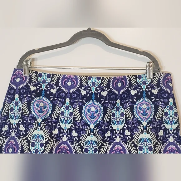 Talbots Cotton Canvas A Line Skirt Medallion & Floral Print W/Stretch Size 18 - Picture 3 of 6